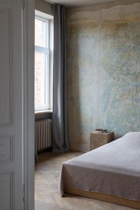 Authentic 1 Bd Old Town Apartment By Hostlovers Kaunas Esterno foto